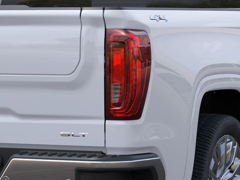 New 2026 GMC Sierra 1500 SLT w/ SLT Premium Package AWD/4WD image 35