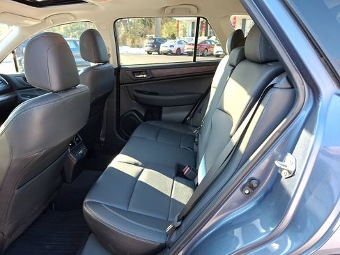 Used 2018 Subaru Outback 2.5i Limited image 10