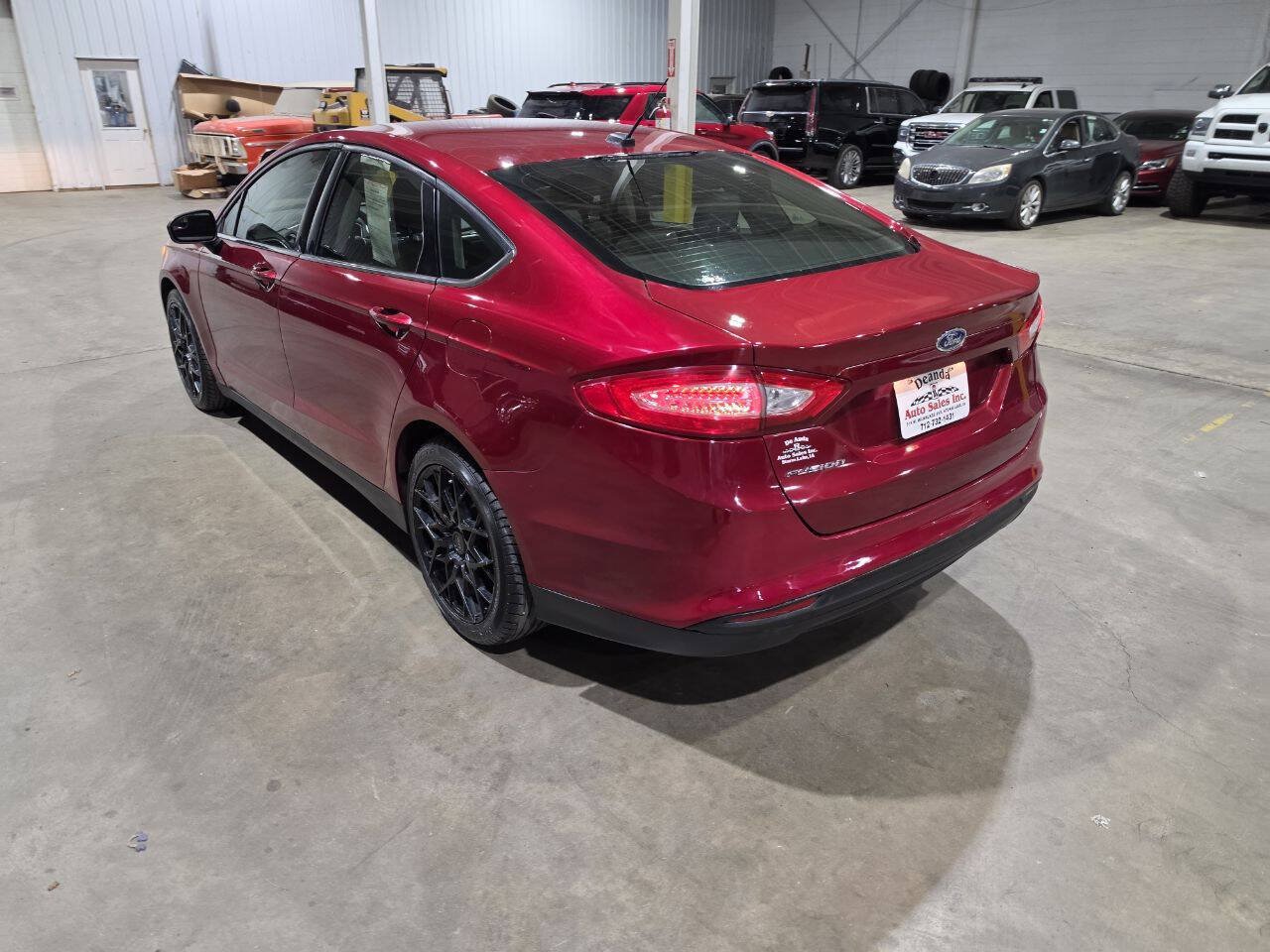 Used 2014 Ford Fusion S FWD image 8