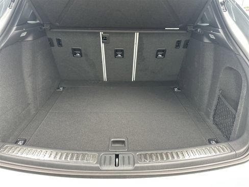 New 2025 Porsche Macan image 16