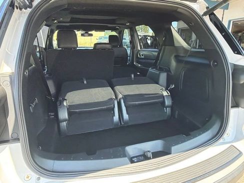 Used 2018 Ford Explorer Sport w/ Equipment Group 401A AWD/4WD image 16