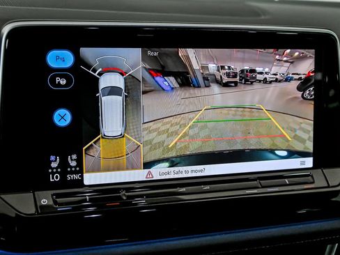 Certified 2026 Volkswagen Atlas SEL Premium R-Line AWD/4WD image 20