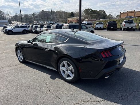 New 2026 Ford Mustang Coupe image 5