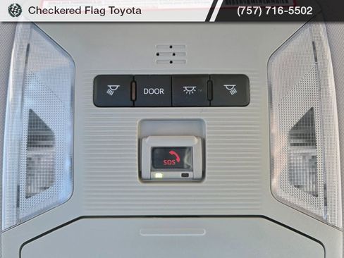 Used 2023 Toyota RAV4 LE image 9
