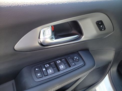 New 2026 Chrysler Pacifica Select image 17