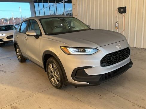 New 2026 Honda HR-V LX image 23