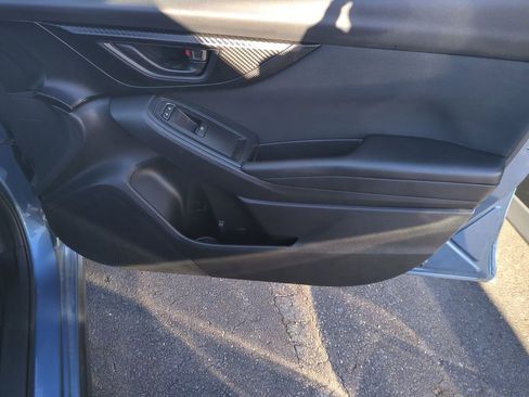 Used 2021 Subaru Crosstrek 2.0i image 29