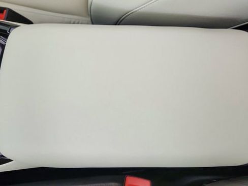 Used 2025 Audi Q6 e-tron Premium Plus image 49