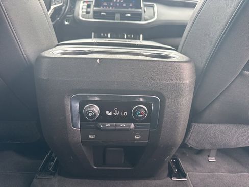 Used 2021 Chevrolet Tahoe LT AWD/4WD image 24