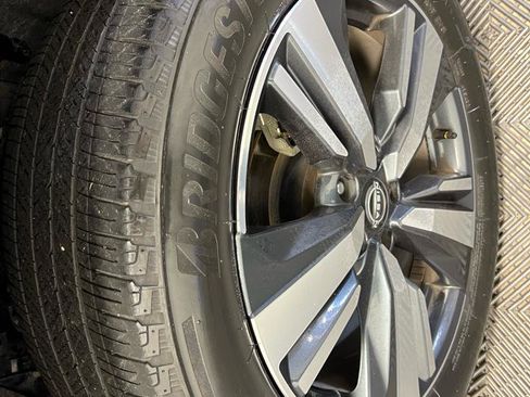 Used 2023 Nissan Rogue SL w/ SL Premium Package FWD image 37