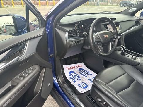 Certified 2024 Cadillac XT5 Premium Luxury AWD/4WD image 15