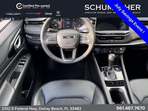 Used 2022 Jeep Compass Latitude FWD image 13