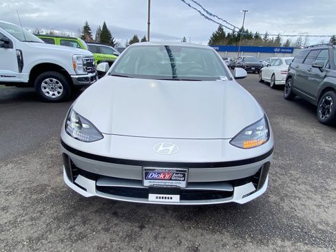 New 2025 Hyundai Ioniq 6 SEL image 9