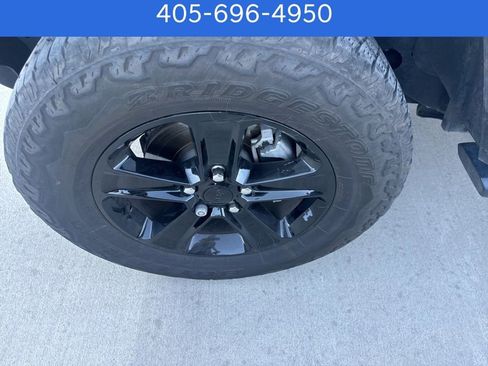 Used 2022 Jeep Wrangler Unlimited Sahara image 12