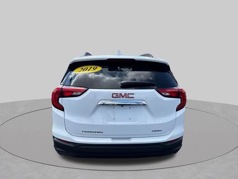 Used 2019 GMC Terrain SLE w/ Driver Convenience Package AWD/4WD image 4