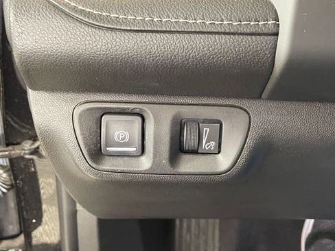 Certified 2018 GMC Acadia Denali w/ Technology Package image 10