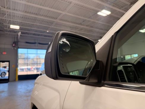 Used 2015 Chevrolet Silverado 1500 LTZ Z71 w/ LTZ Plus Package AWD/4WD image 16