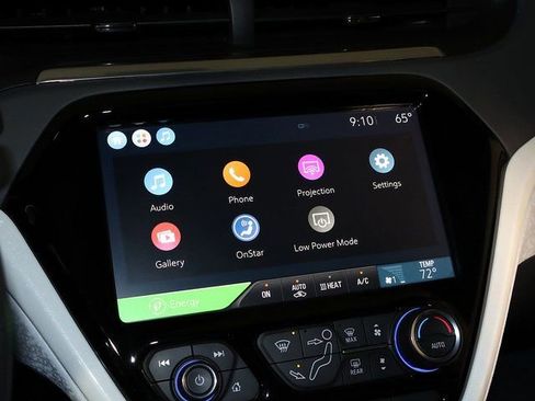 Used 2020 Chevrolet Bolt LT image 18