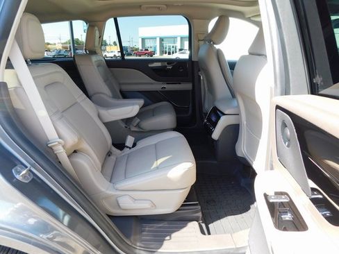 Used 2023 Lincoln Aviator Grand Touring w/ Elements Package Plus image 20