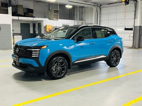 New 2026 Nissan Kicks SR FWD image 12