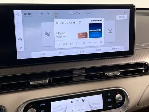 Used 2024 Genesis GV60 Advanced image 22