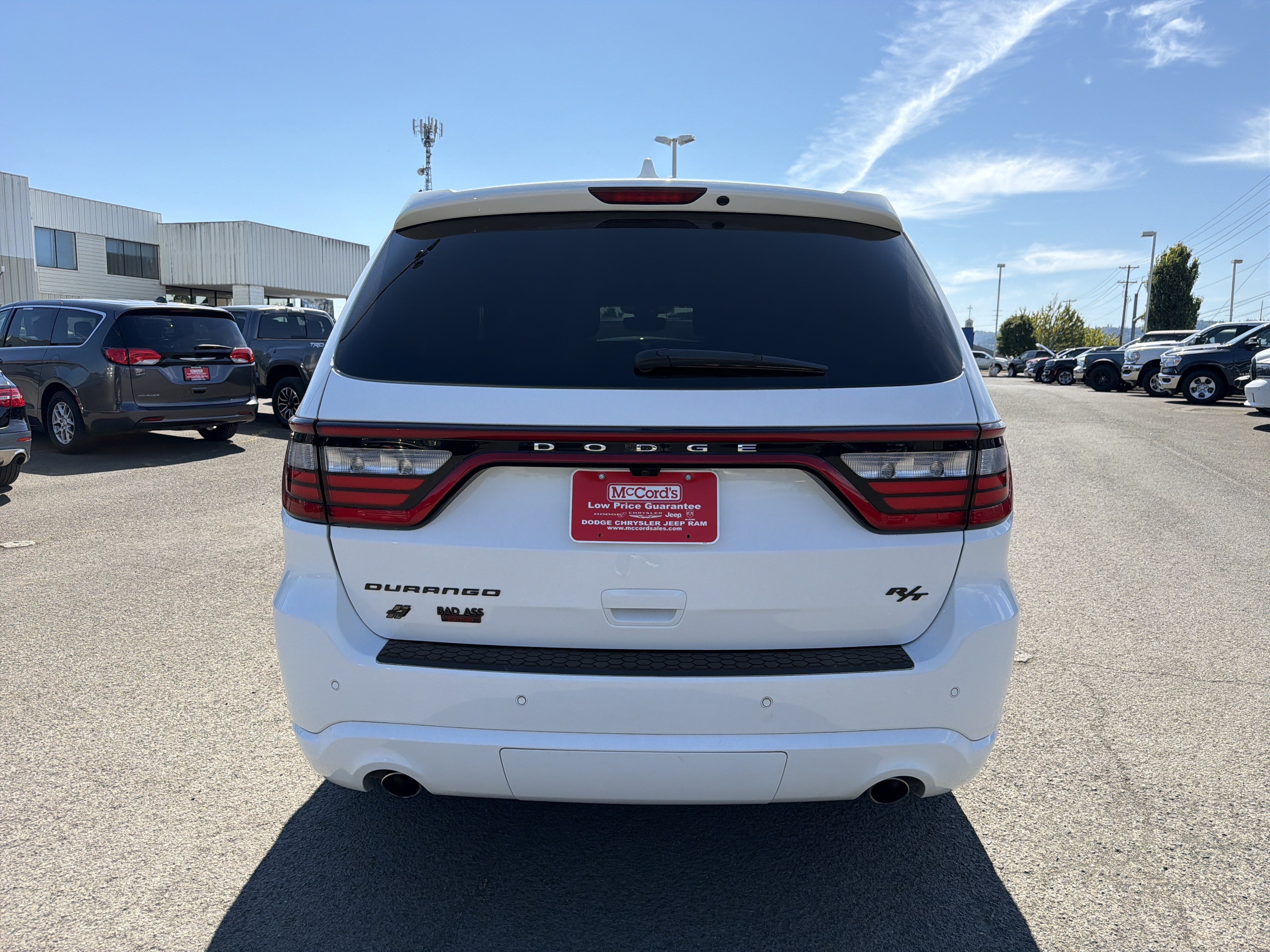 Used 2020 Dodge Durango R/T w/ Blacktop Package AWD/4WD image 4