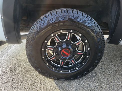 Used 2011 GMC Sierra 1500 SLT w/ All-Terrain Package image 31