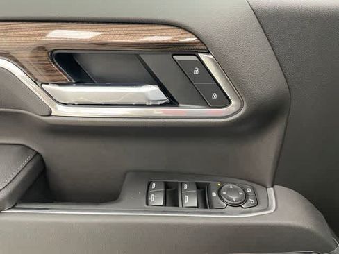 New 2026 Chevrolet Silverado 1500 RST w/ RST Select Package AWD/4WD image 10