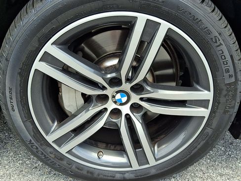 Certified 2023 BMW 530i xDrive w/ Premium Package AWD/4WD image 8