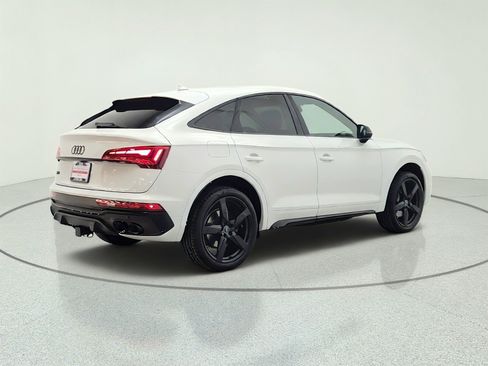 Used 2022 Audi SQ5 Premium Plus w/ Premium Plus Package AWD/4WD image 5