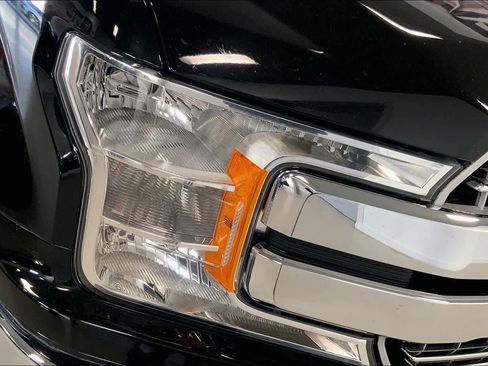 Used 2020 Ford F150 Lariat image 28