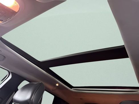 Used 2018 Jeep Grand Cherokee Summit AWD/4WD image 29