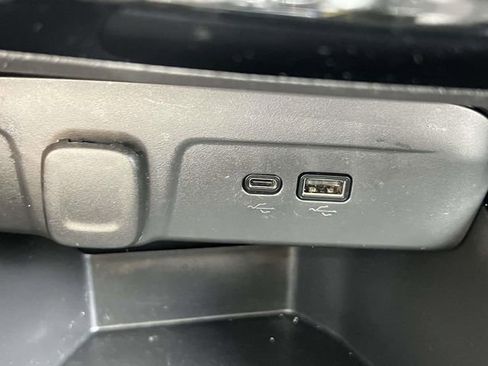 Used 2024 Chevrolet Trax LT w/ Driver Confidence Package image 31