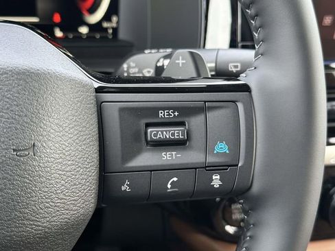 New 2026 Nissan Pathfinder Platinum image 25