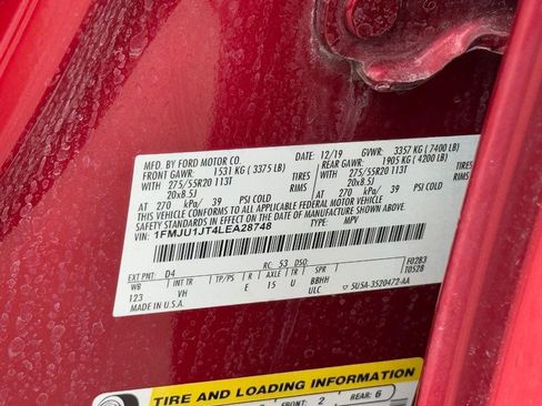 Used 2020 Ford Expedition XLT w/ Equipment Group 202A AWD/4WD image 26