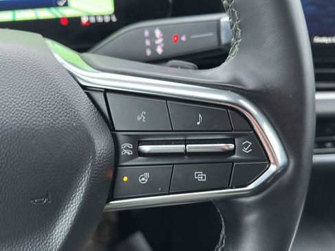 Used 2025 Chevrolet Equinox LT image 26