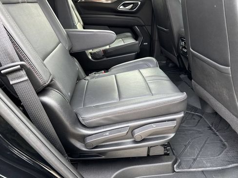 Used 2024 Chevrolet Tahoe RST w/ RST Performance Edition AWD/4WD image 15