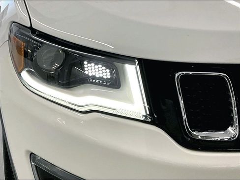 Used 2021 Jeep Compass Limited w/ Sun and Sound Group AWD/4WD image 30