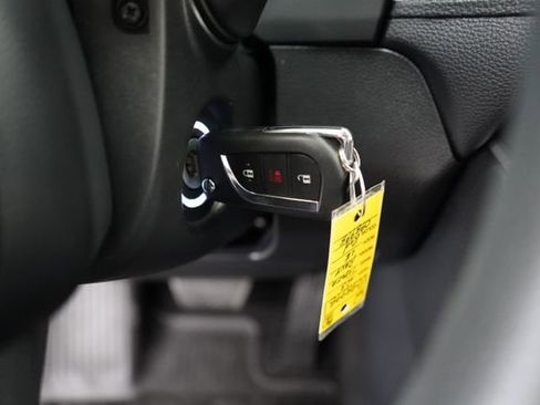 Used 2023 Toyota RAV4 LE image 21