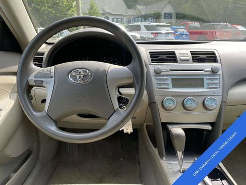 Used 2007 Toyota Camry LE FWD image 12