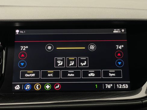 Used 2023 Buick Envision Essence AWD/4WD image 26