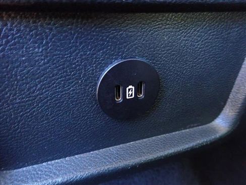 Certified 2024 Ford Edge SEL image 11