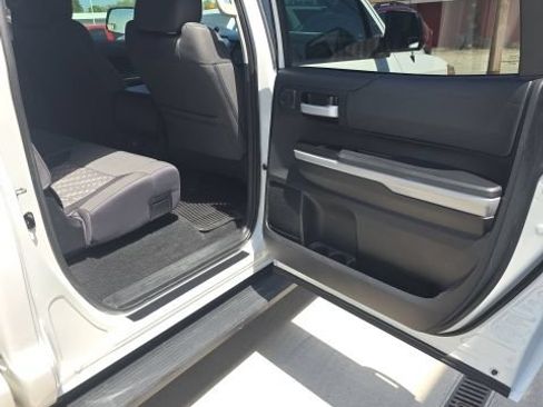 Used 2019 Toyota Tundra SR5 AWD/4WD image 24