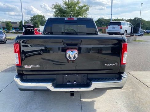 Used 2023 RAM 1500 Big Horn AWD/4WD image 4