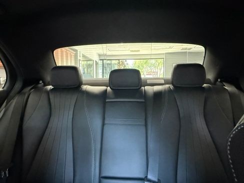 Used 2019 Mercedes-Benz E 300 image 21