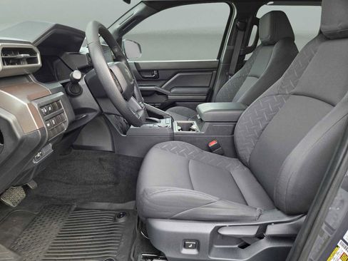 Used 2024 Toyota Tacoma SR5 image 21