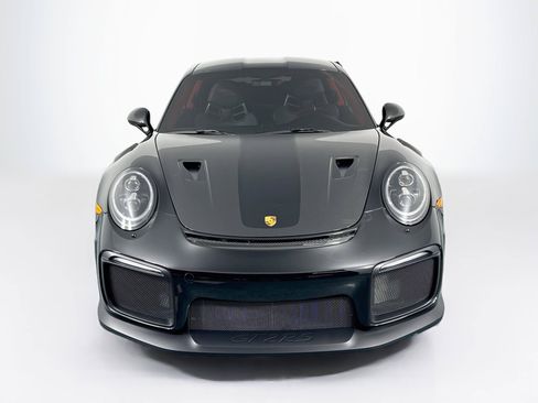 Used 2018 Porsche 911 GT2 RS RWD image 2