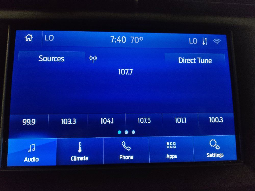 Used 2020 Ford Fusion SEL FWD image 25