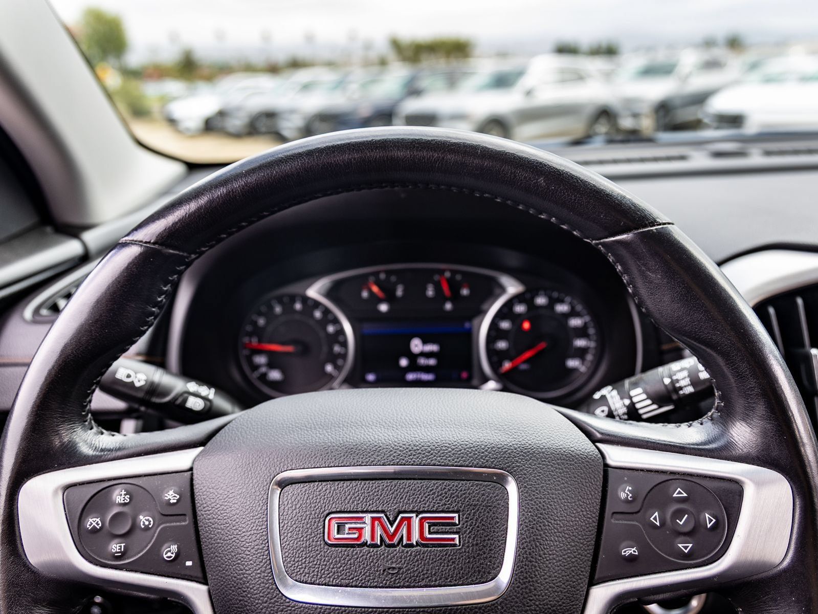 Used 2021 GMC Terrain SLT AWD/4WD image 16