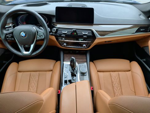 Used 2021 BMW 540i xDrive image 32